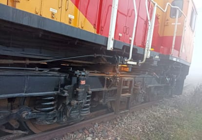 Six wheels of goods train engine derailed