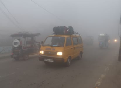 Maximum mercury dropped by six degrees, cold wind increased the cold