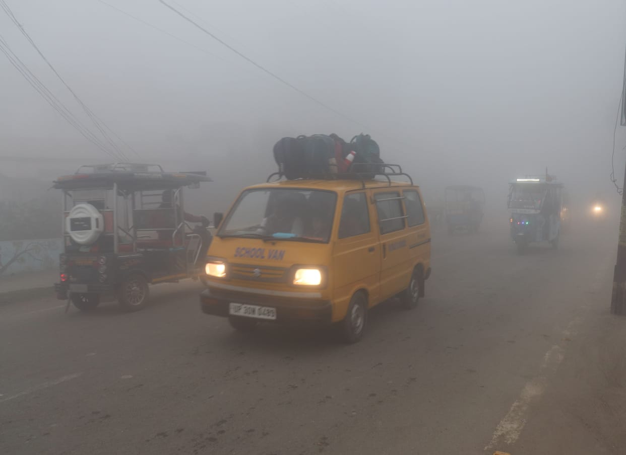Maximum mercury dropped by six degrees, cold wind increased the cold