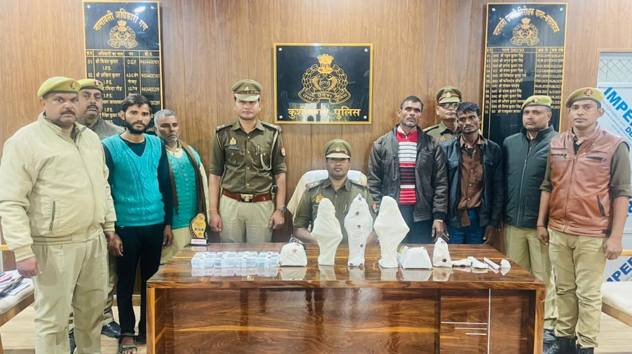 Four arrested with six stolen brass statues