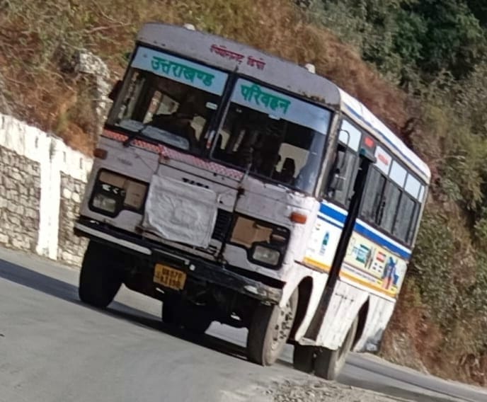 Delhi Dharchula bus breaks down while ferrying passengers