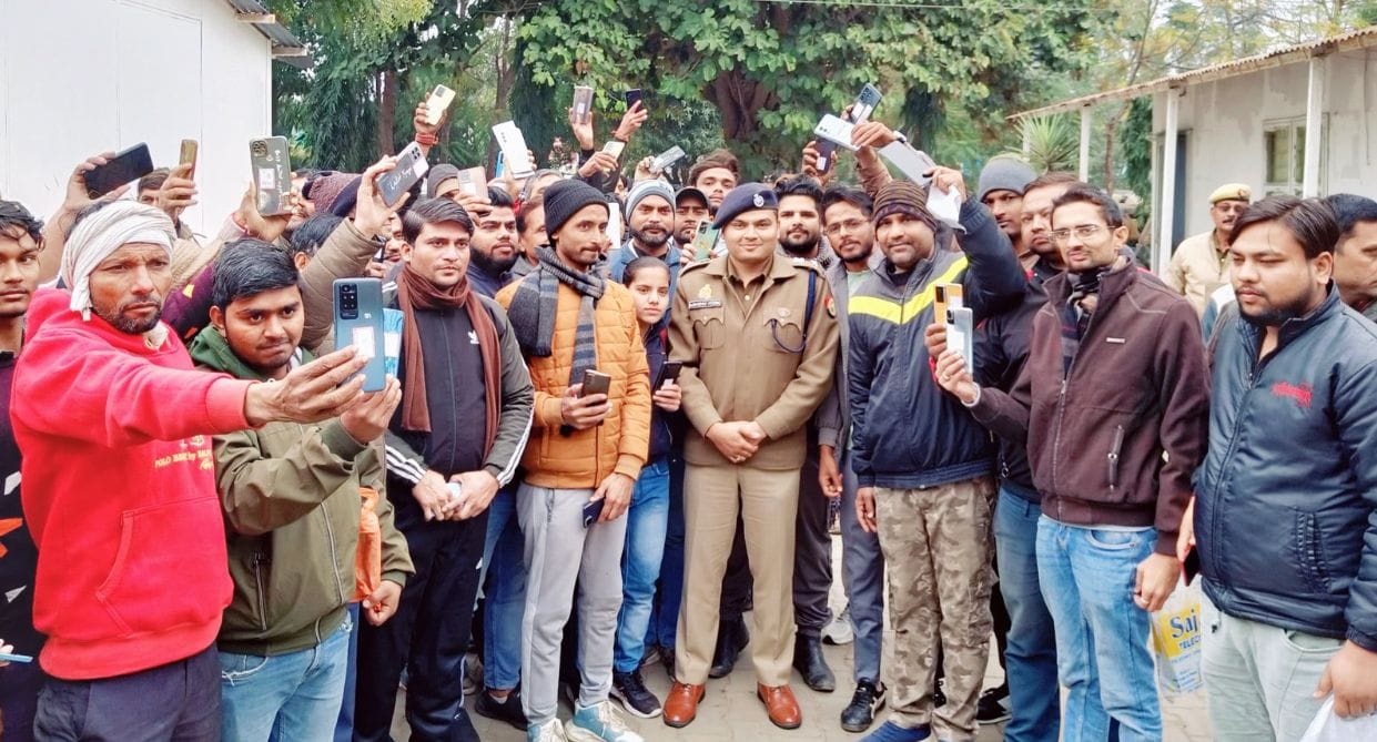 Police recovered 125 lost mobiles worth Rs 31.25 lakh