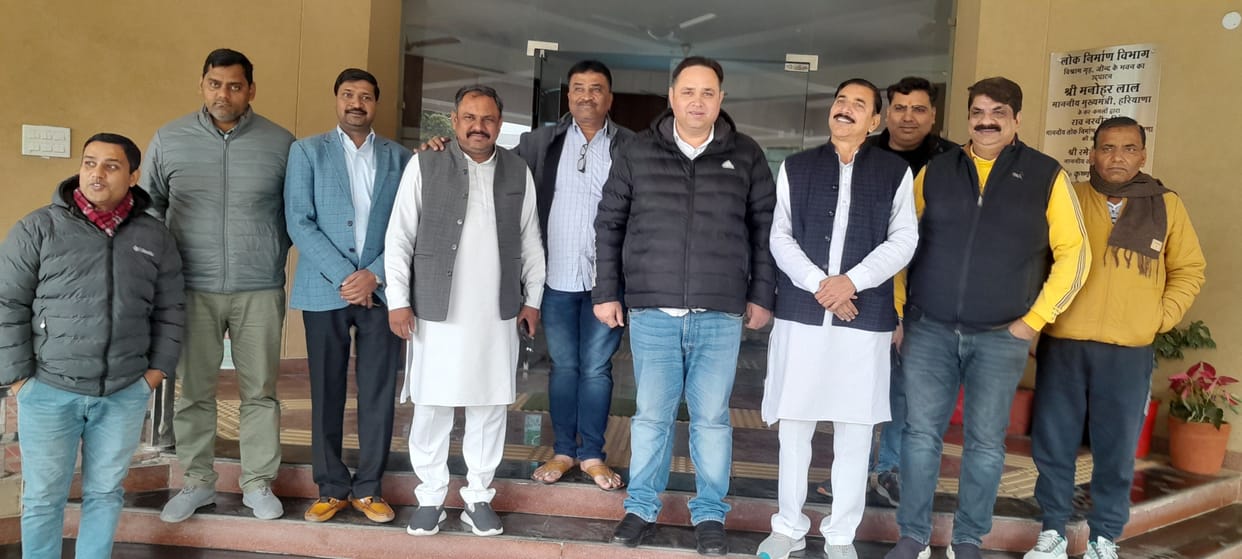 Observer came to brainstorm with Congress leaders about the organization