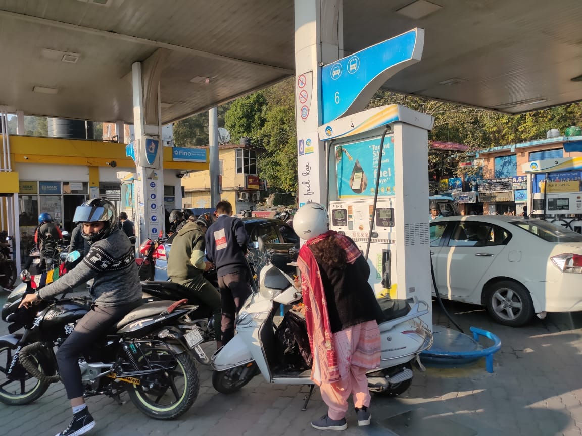 Very little stock of petrol and diesel left at petrol pumps