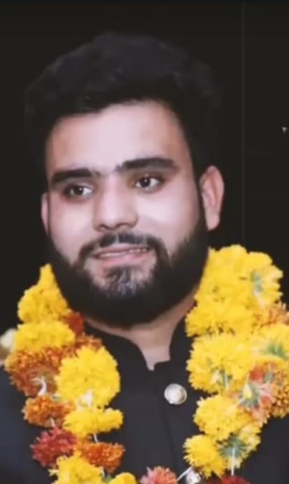 Medicine student dies in accident, two colleagues injured