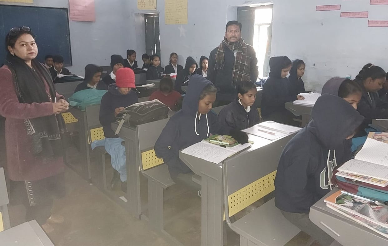 1,750 dual desks reached for students in 137 government schools