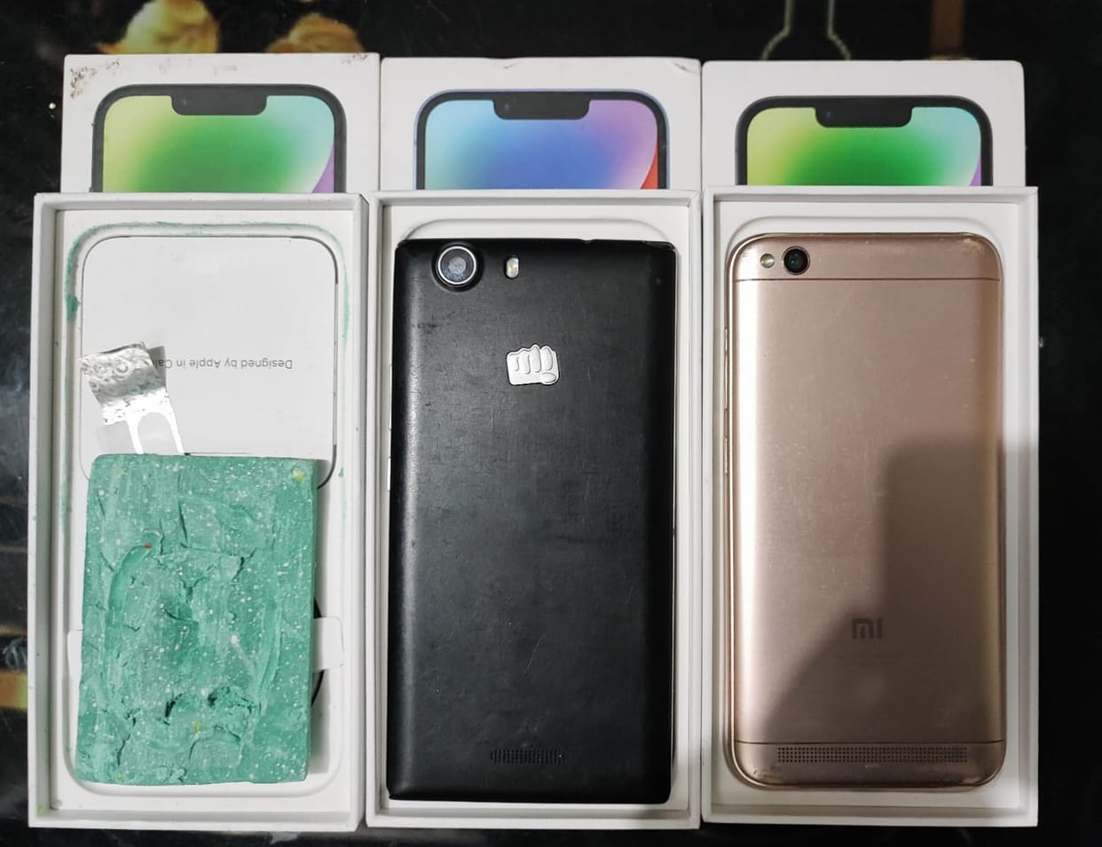 Ordered iPhone in parcel, found soap and broken phone