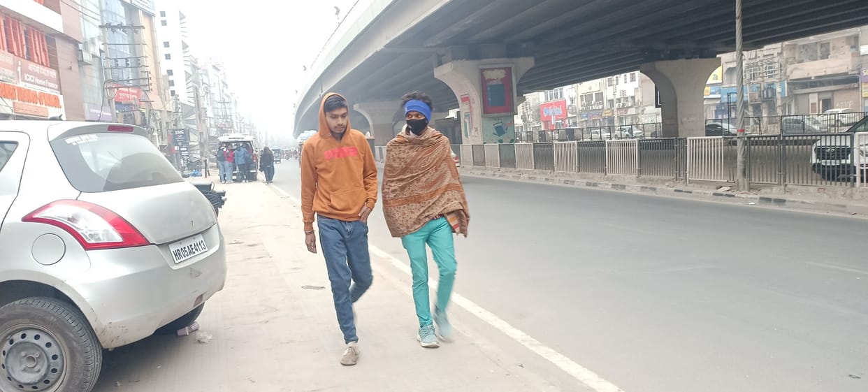 Cold wave running at a speed of eight kilometers per hour increased the chill