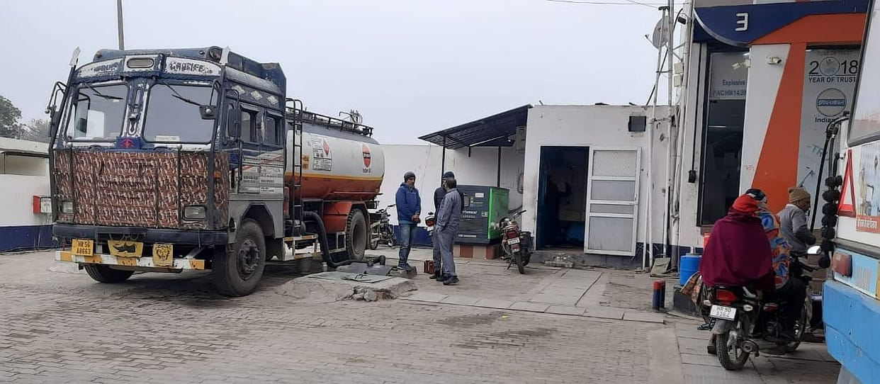 Prices of vegetables and fruits increased due to strike of transport drivers