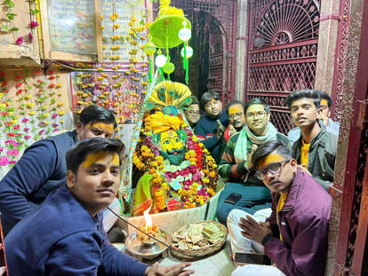 Mahakal dressed up as Khatu Shyam