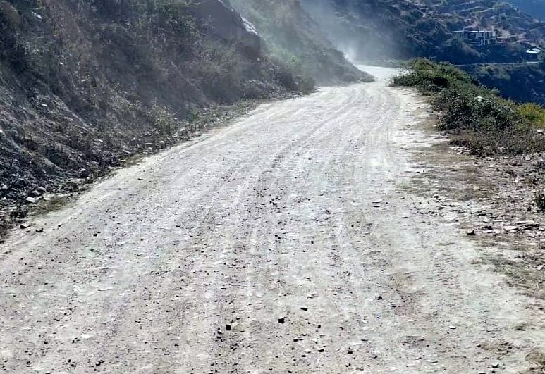 Kakar-Narra road has not been repaired for two years