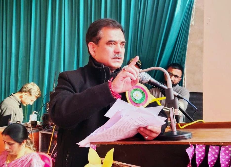 Students should make good use of technology: Awasthi