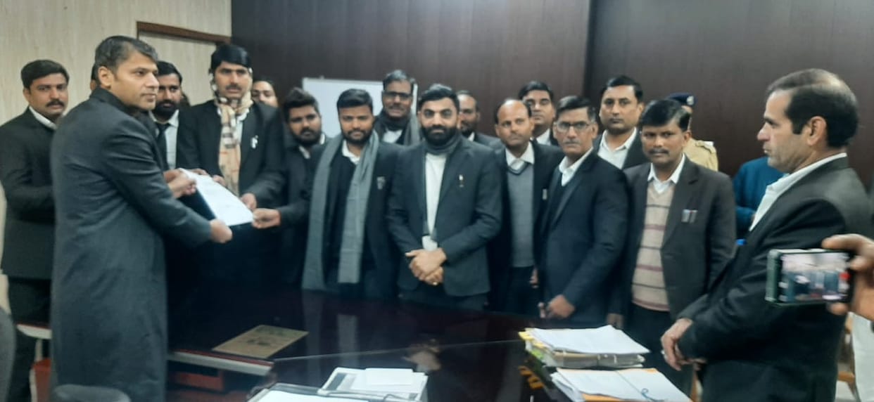 Advocates submitted memorandum for laying the foundation stone of AIIMS
