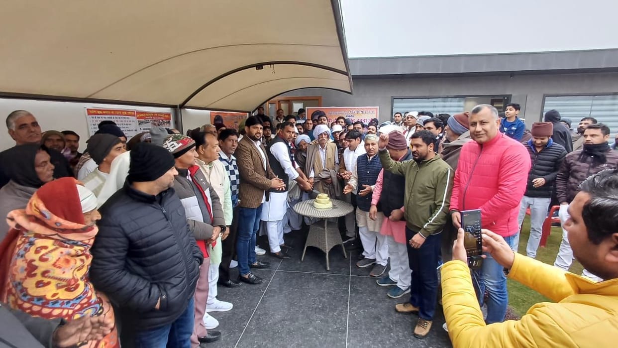 Congressmen celebrated Deependra Hooda's birthday