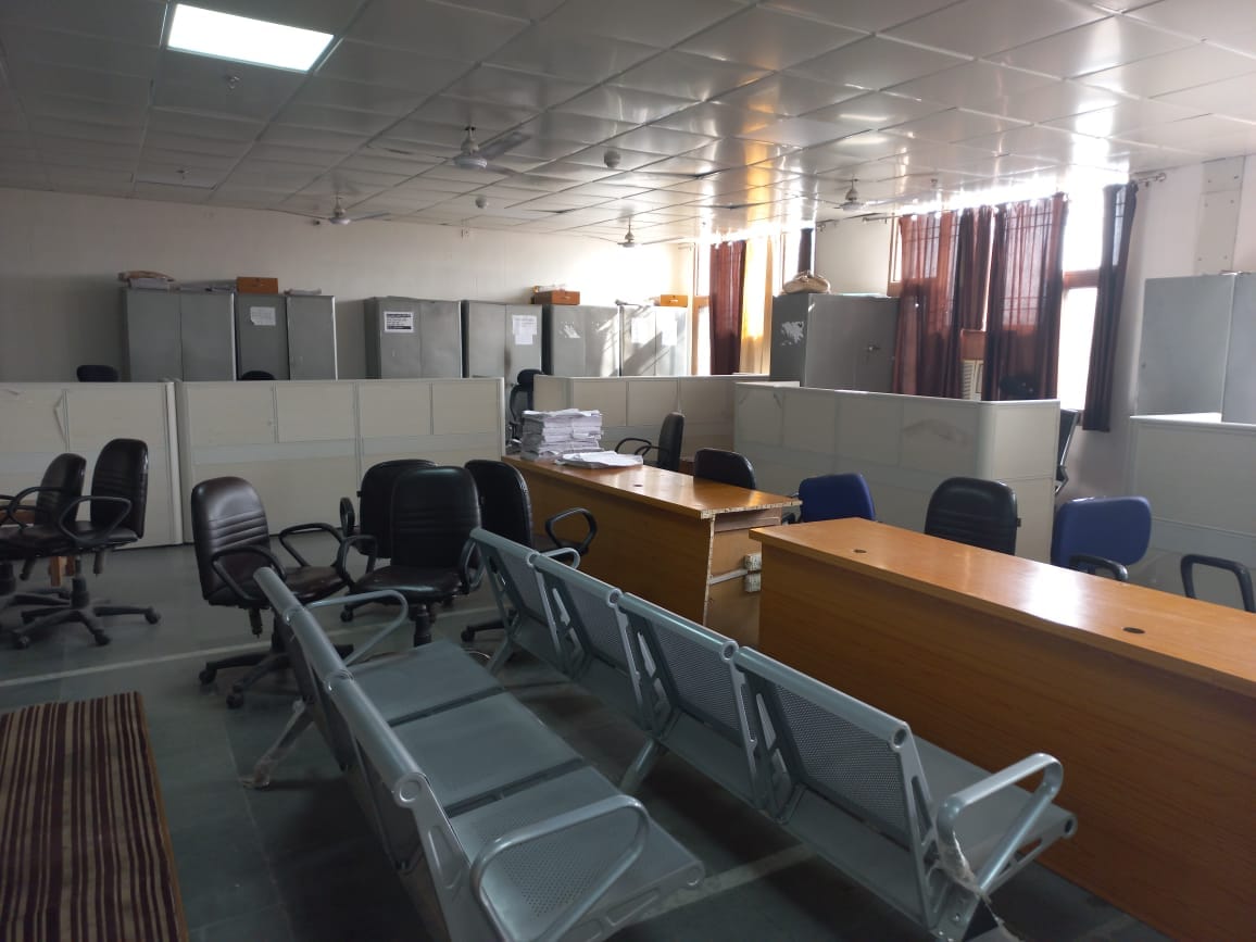 Patwari and Kanungo went on strike, chairs remained empty in office, work stuck