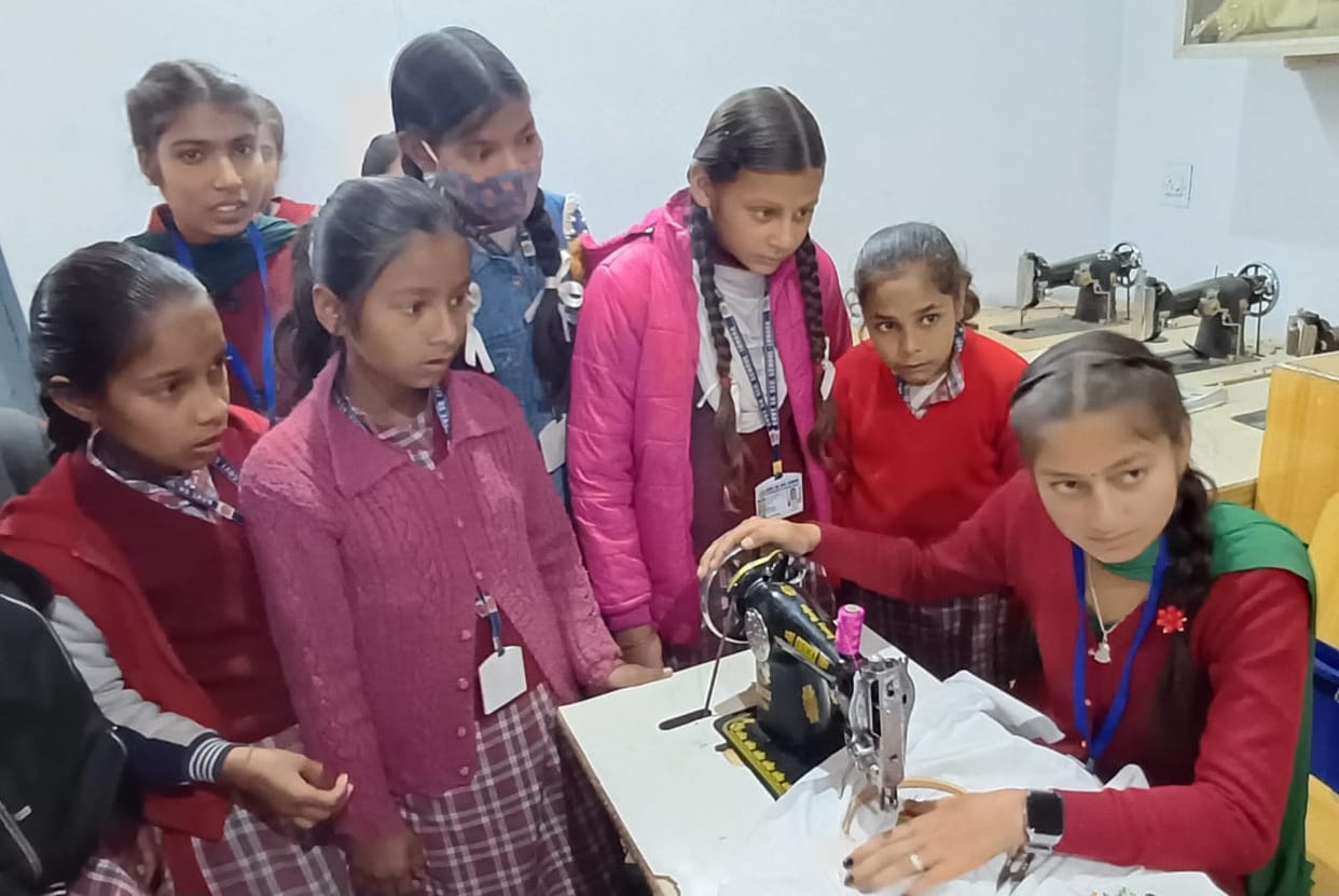 Lohara students learned the working of ITI