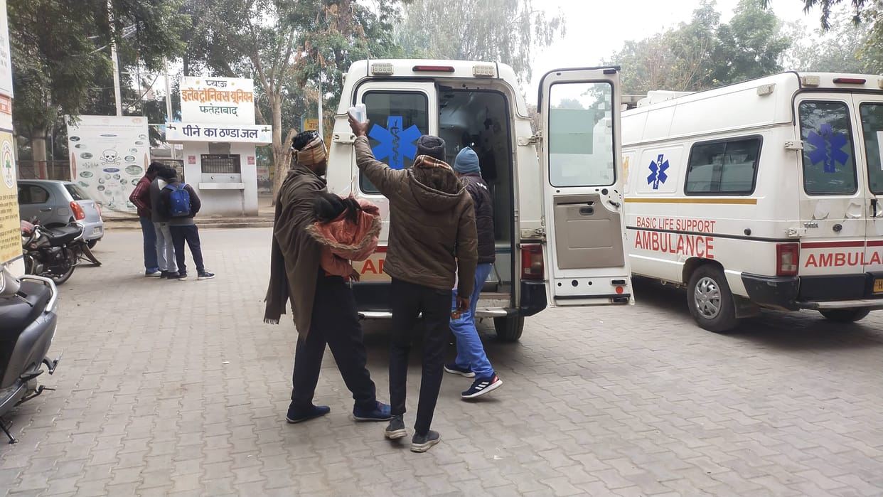 Motorcycle collides with tree, four members of Sirsa family injured