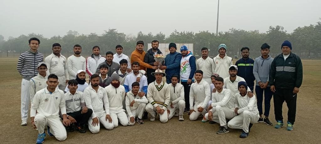 Vaishya College defeated Saini College by 4 runs