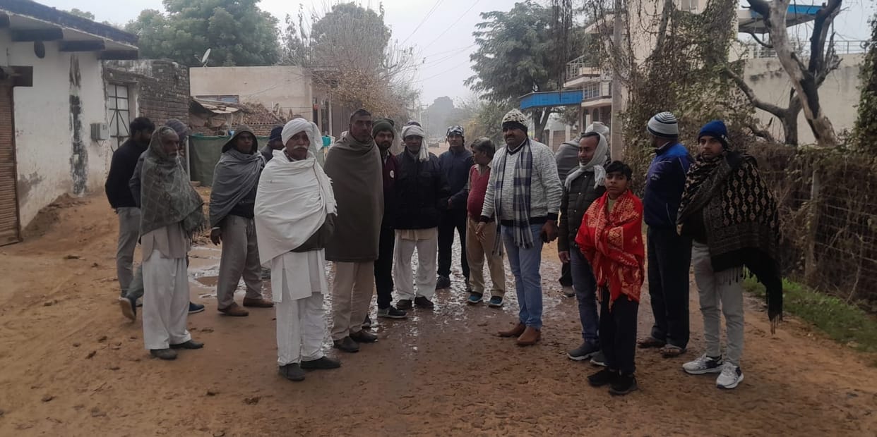 Gave warning of protest if road is not constructed by 12