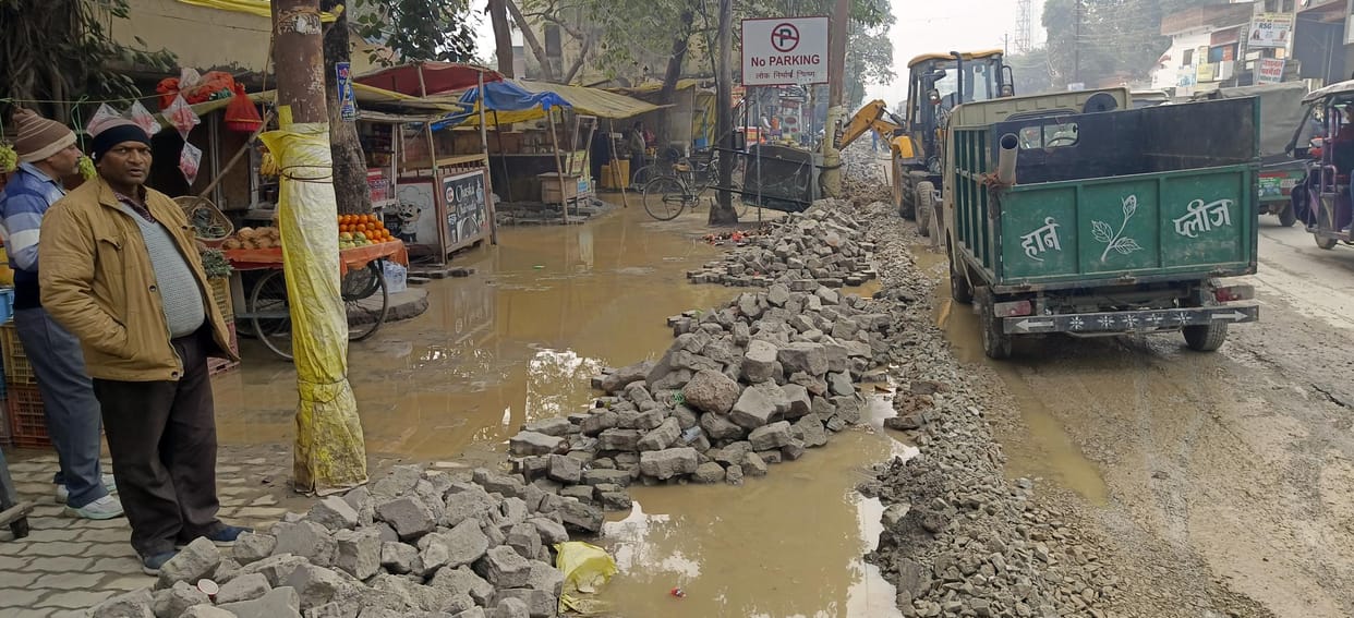 Truck falls from overbridge, cleaner dies