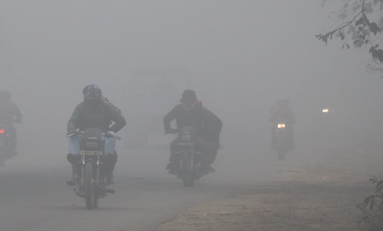 It was the coldest day, people shivered Minimum temperature dropped again after four days