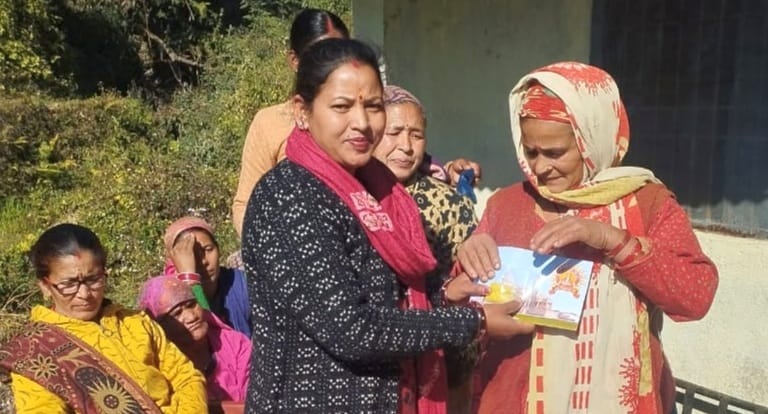 Distributed the worshiped Akshat which came from Ayodhya