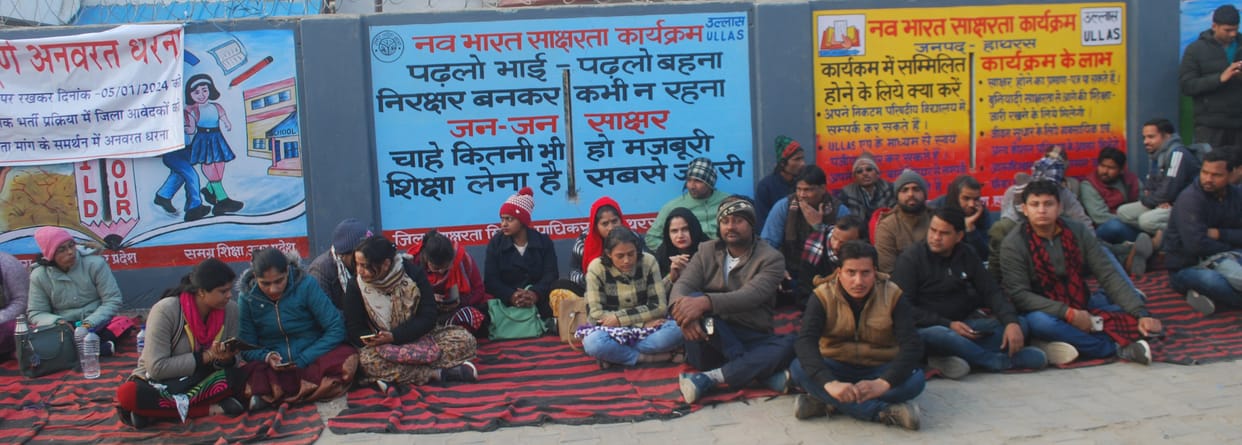 Teacher candidates deprived of counseling staged a protest