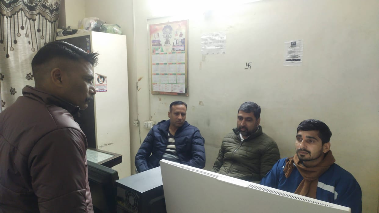 Chief Minister's flying squad checked public toilets of the city, found no water and soap and no employees