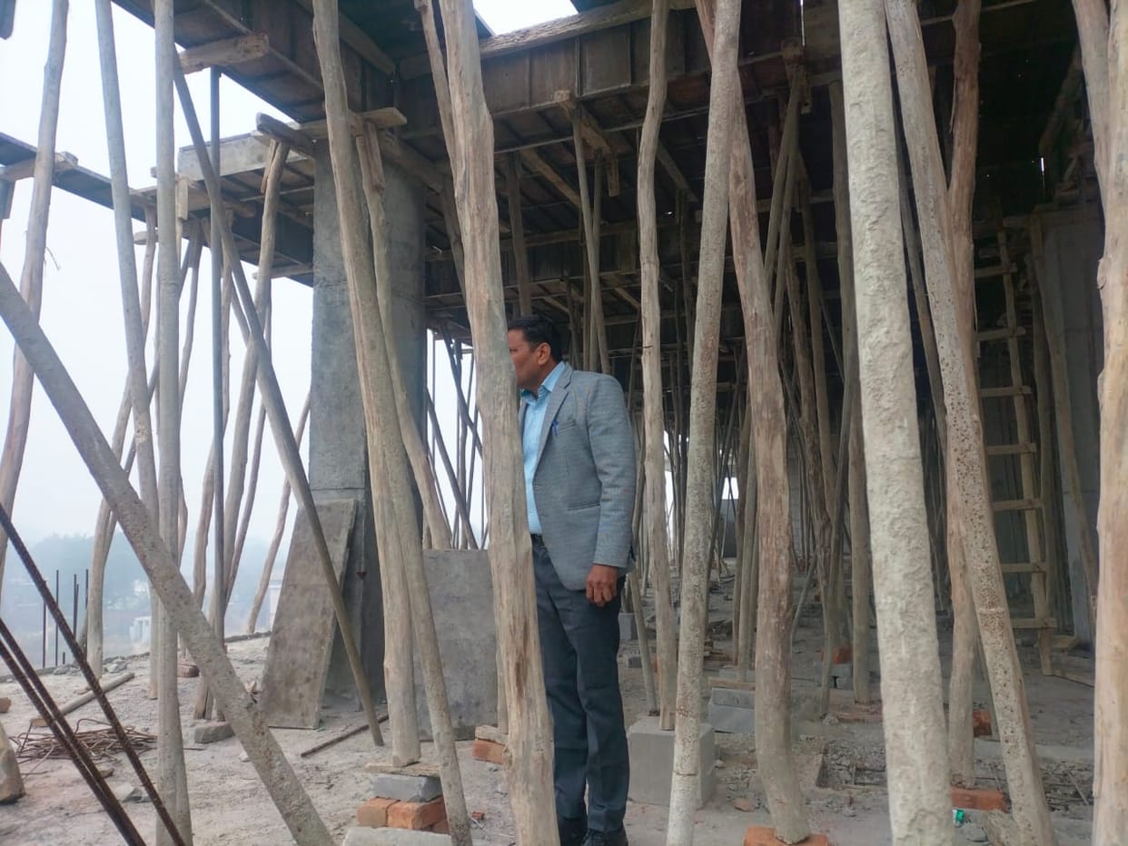 Inspected the construction of sub-division level administrative building