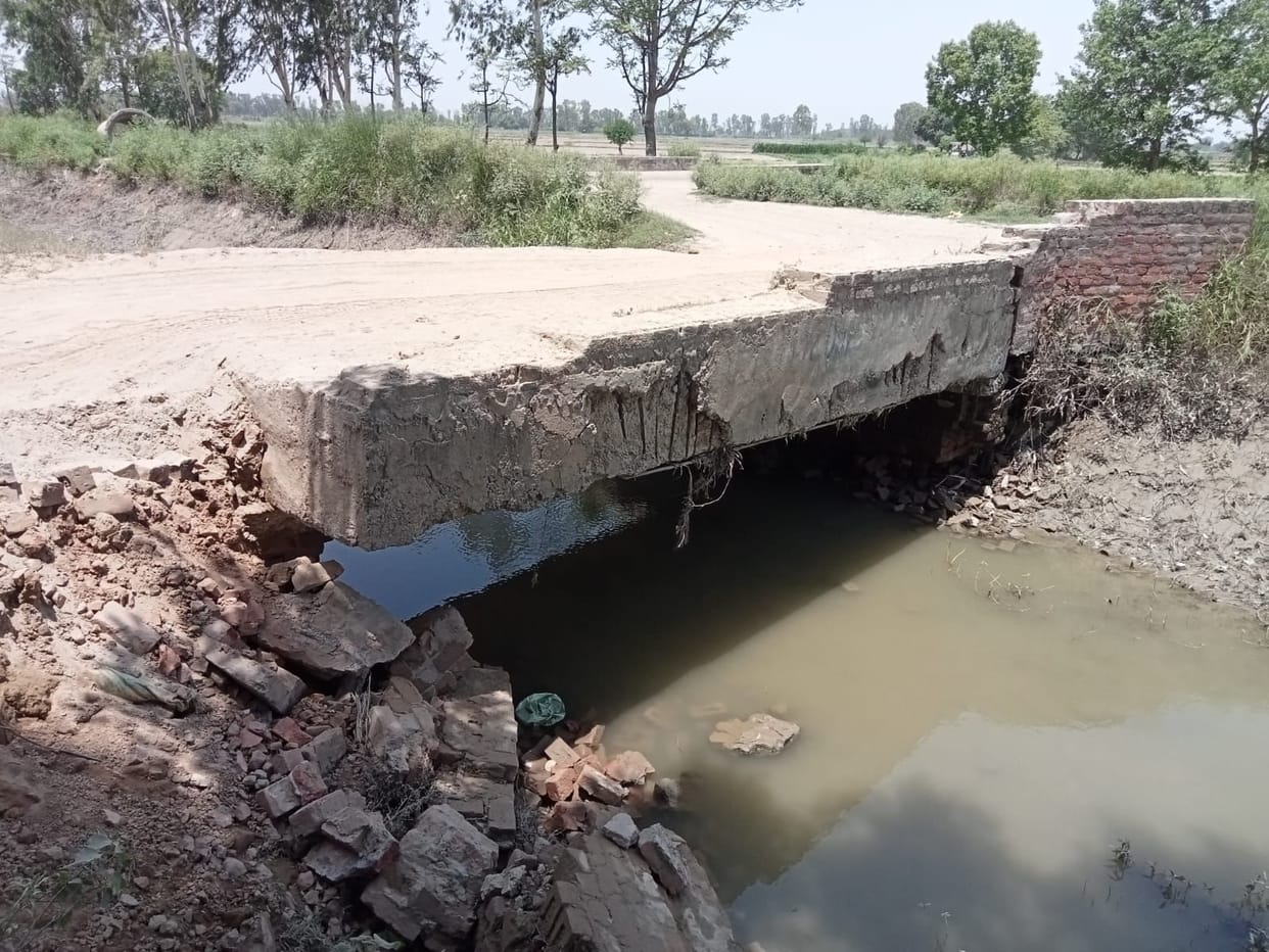 Six years old bridge declared condemned, waiting for salvation, tender entangled in court case