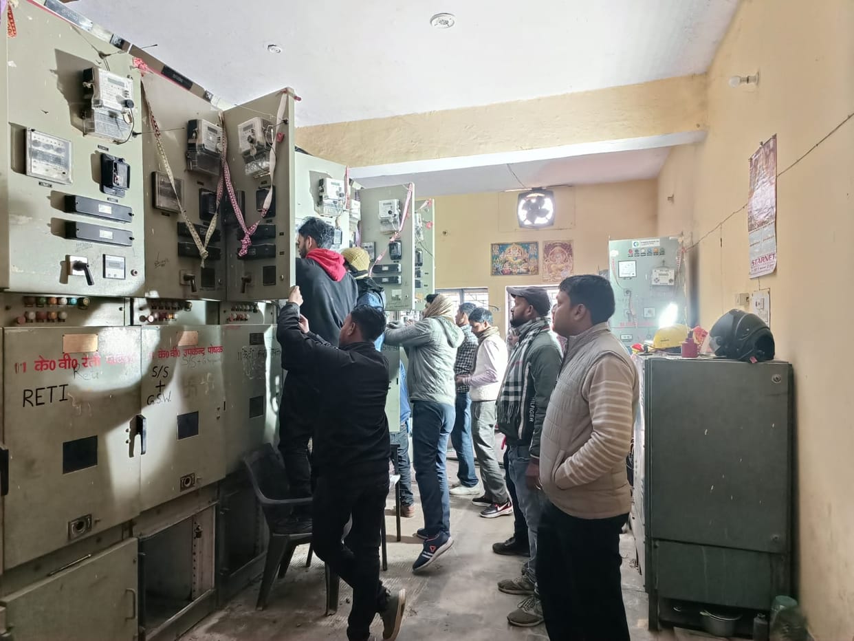 12,600 houses remained without electricity for nine hours