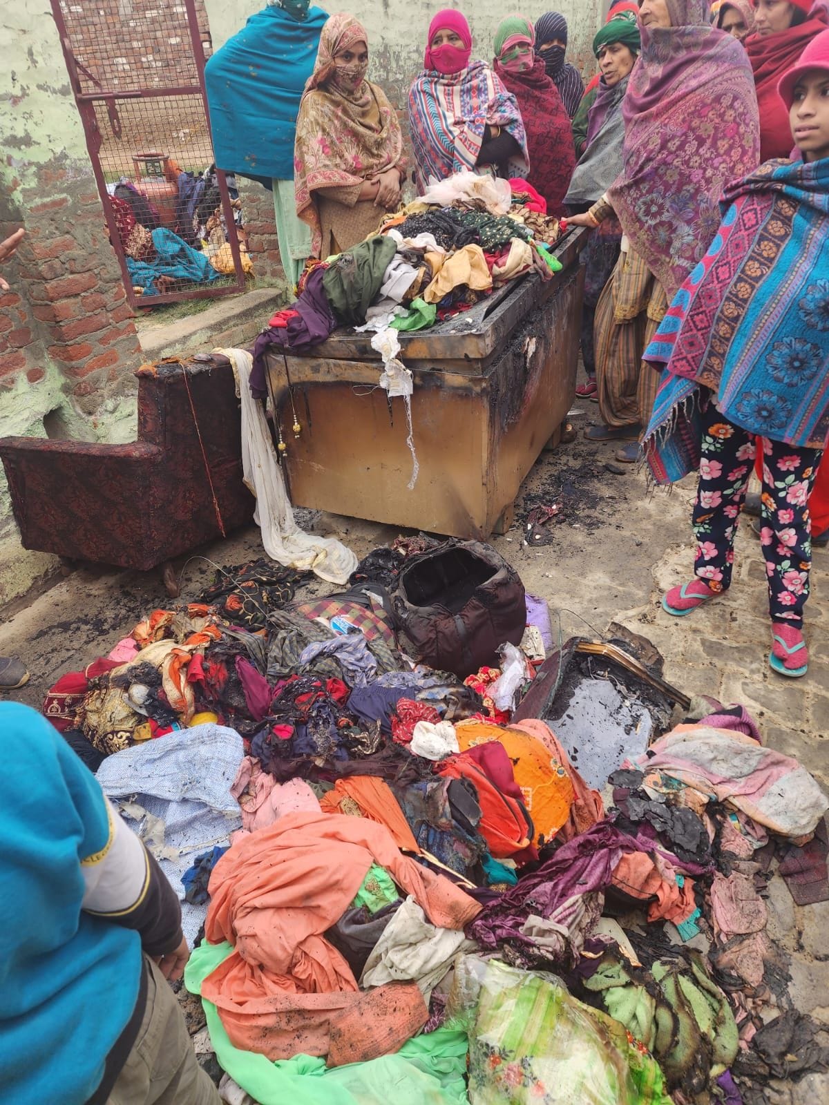 Household items burnt due to fire in Kheda Bakhta village