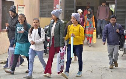 UP: आगरा विश्वविद्यालय की व्यवस्थाओं की परीक्षा, 27 जनवरी को रहेगी कड़ी चुनौती Agra University's arrangements will be tested there will be a tough challenge on 27th January