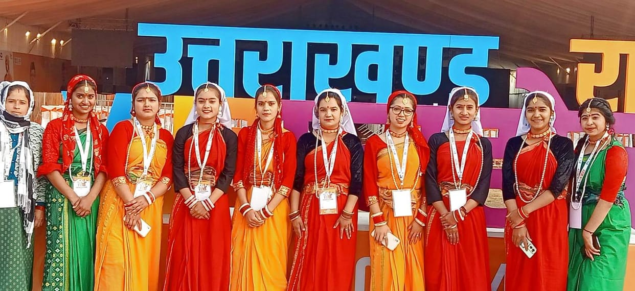 Welcomed the girls participating in the Youth Festival