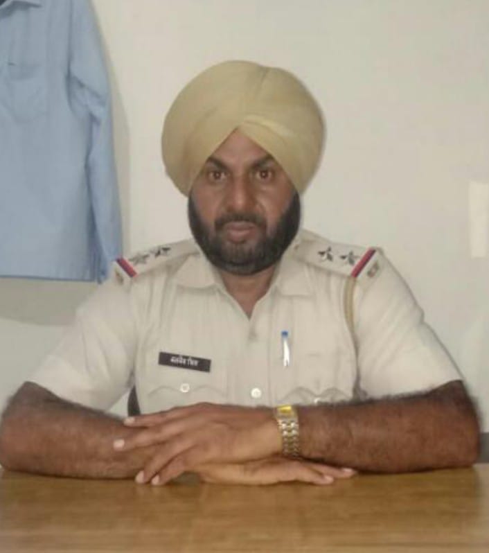 Mahmada outpost in-charge dies in road accident
