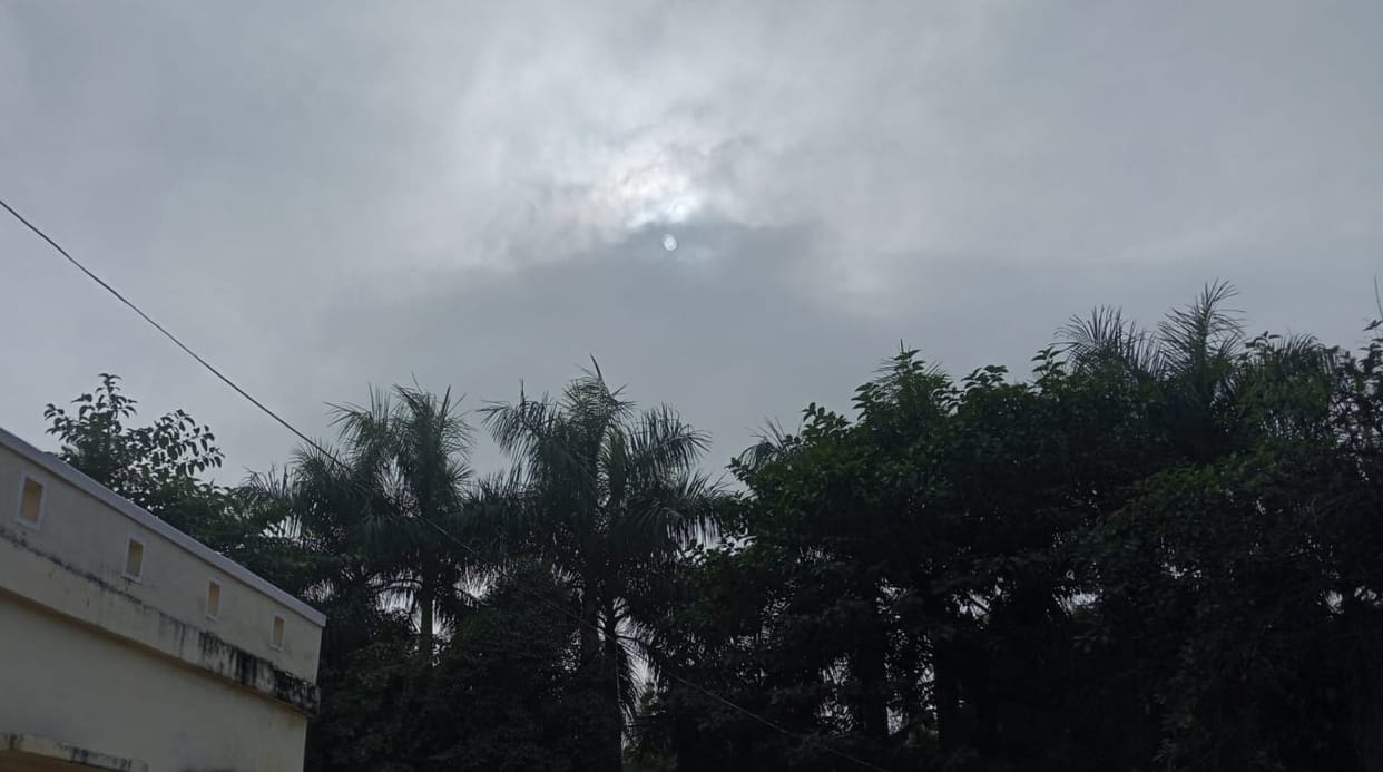 The temperature dropped, the attitude was cold, people were shivering due to cold wave