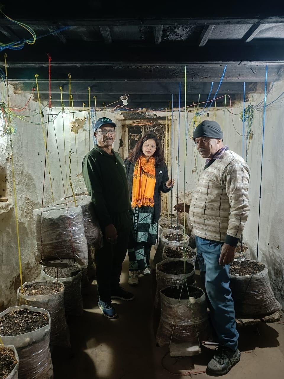Pradeep Joshi is showing mirror to the people who are breaking ties with farming.