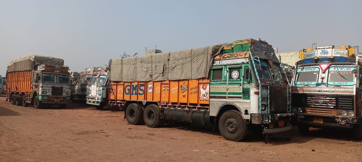 Truck drivers start strike demanding withdrawal of Hit and Run Amendment Bill