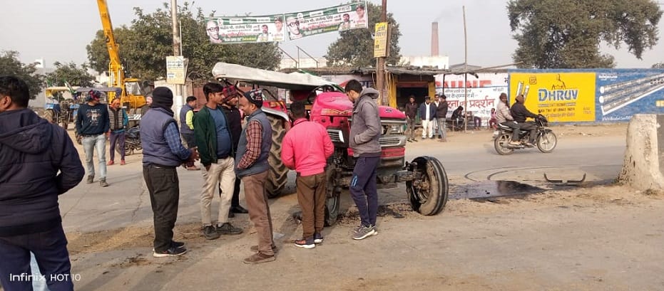 Five people injured when tractor overturns