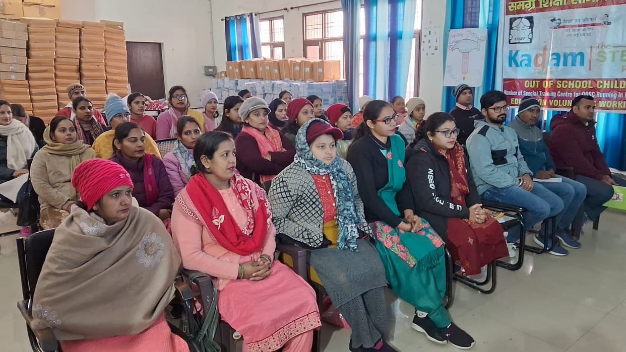 Four-day training camp of education volunteers concluded