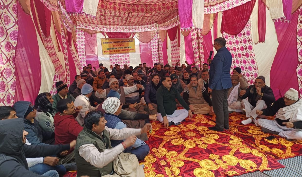 Government should call for talks, there will be no need to increase the strike