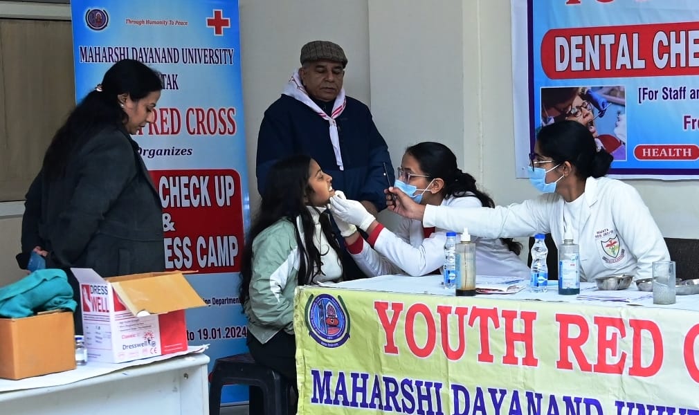 Checked teeth of 150 people in the camp