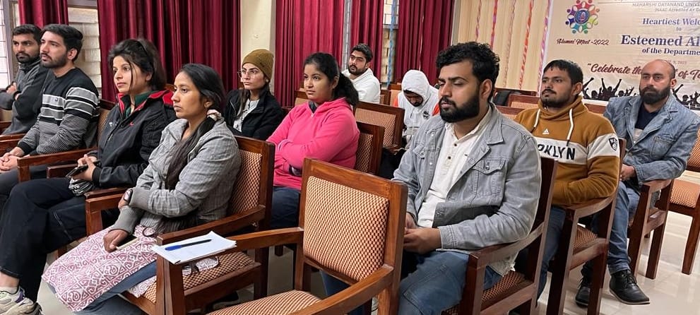 Students should decide their career field as per their interest: Harish Kumar
