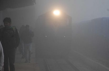 Effect of fog: Trains were delayed by 19 hours crowd formed at stations passengers worried