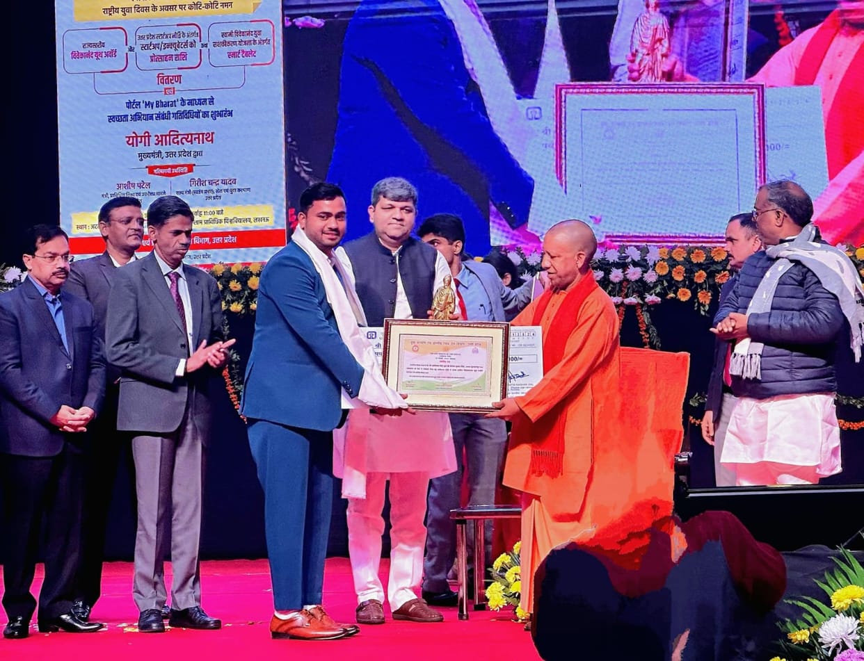 Abhishek received Vivekananda Youth Award