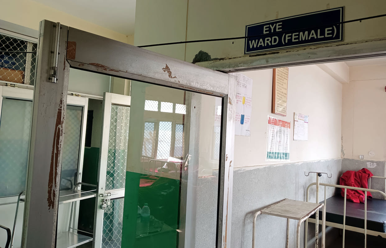 Patients shivering from cold in the eye ward