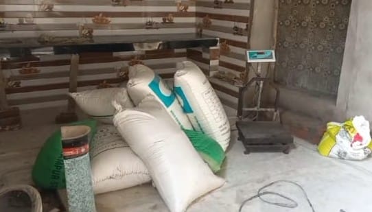 20 quintal rice seized by raiding two places
