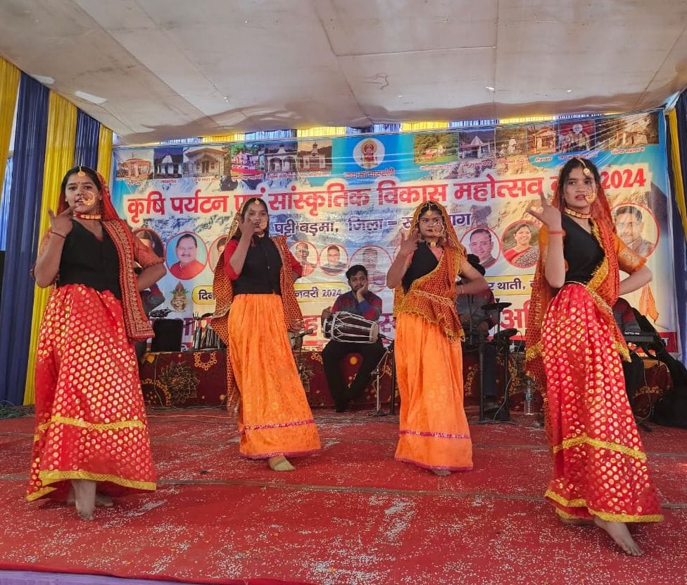 Danced a lot on the song Chaite Ki Chaitwali...