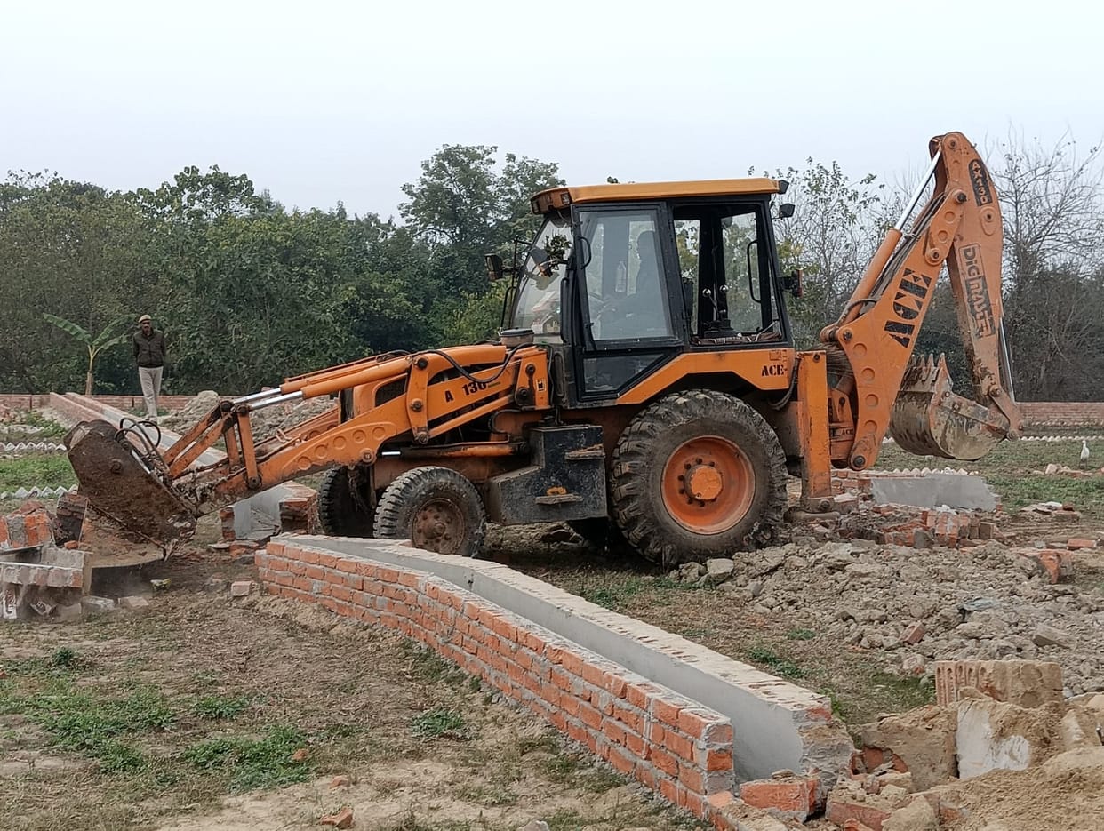 Colony was being settled illegally, administration started bulldozer