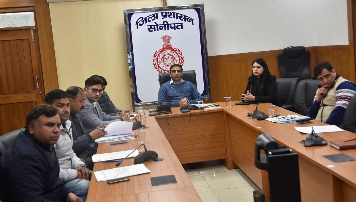 Action will be taken against officials who do not speed up the works under Swamitva Yojana